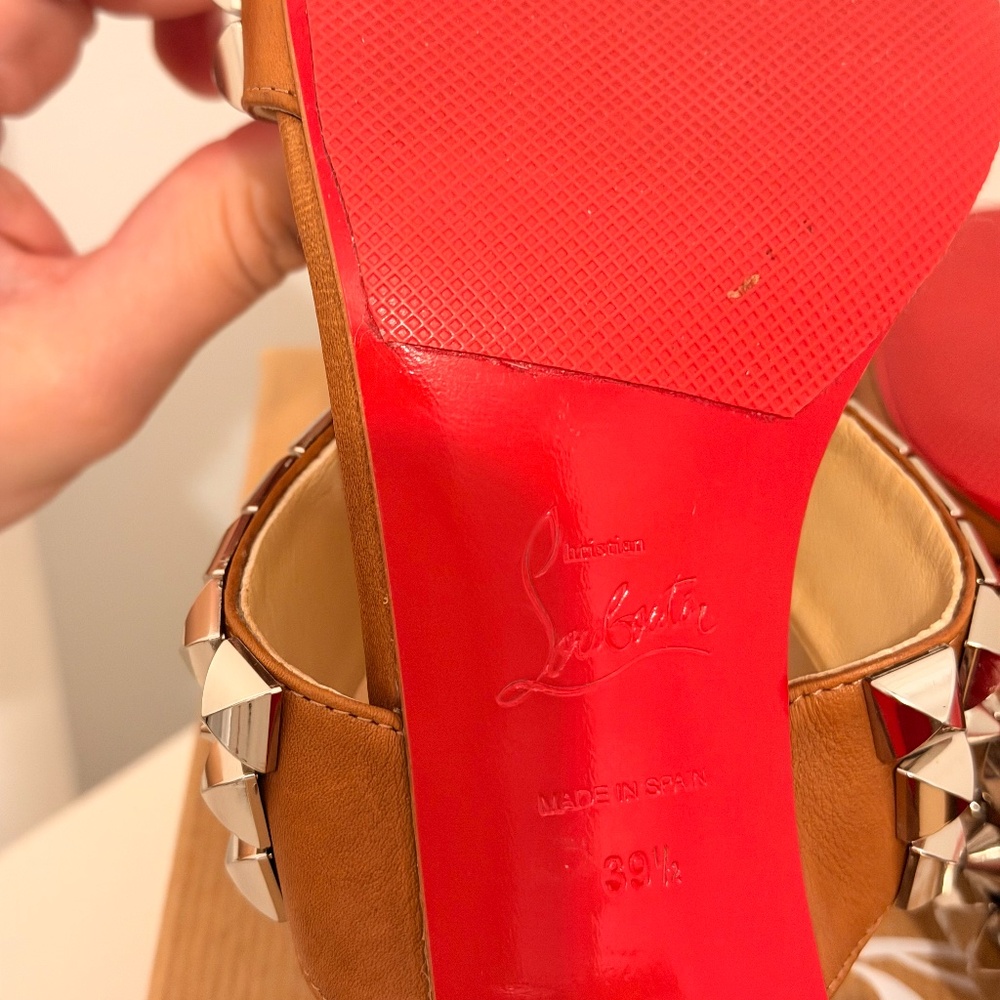 Christian Louboutin Tina Goes Mad - Picture 7 of 10